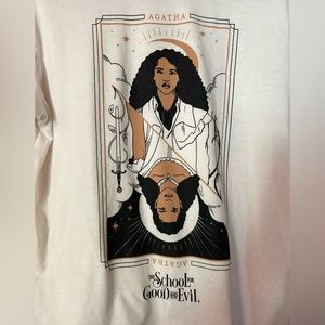 JERRY Leigh Cream "School of Good and Evil" Agatha T-shirt Women's Size Medium